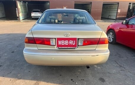 Toyota Camry, 1999 год, 580 000 рублей, 3 фотография