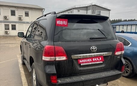 Toyota Land Cruiser 200, 2010 год, 2 850 000 рублей, 4 фотография