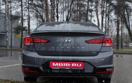 Hyundai Elantra VI рестайлинг, 2019 год, 1 830 000 рублей, 4 фотография