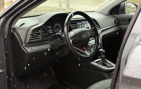 Hyundai Elantra VI рестайлинг, 2019 год, 1 830 000 рублей, 12 фотография