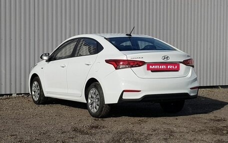 Hyundai Solaris II рестайлинг, 2018 год, 899 000 рублей, 4 фотография