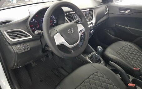 Hyundai Solaris II рестайлинг, 2018 год, 899 000 рублей, 6 фотография