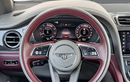 Bentley Bentayga I, 2024 год, 35 900 000 рублей, 9 фотография