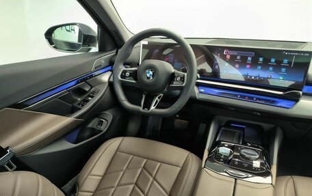 BMW 5 серия, 2025 год, 8 600 000 рублей, 11 фотография