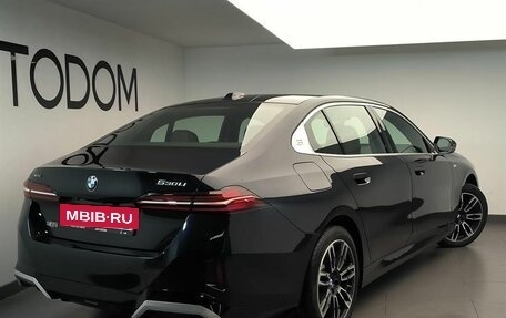 BMW 5 серия, 2025 год, 8 600 000 рублей, 4 фотография