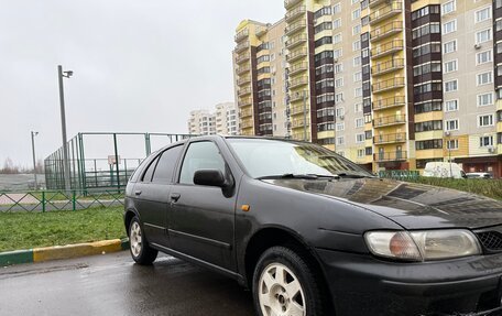 Nissan Almera, 1998 год, 250 000 рублей, 3 фотография