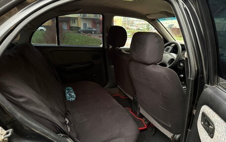 Nissan Almera, 1998 год, 250 000 рублей, 24 фотография