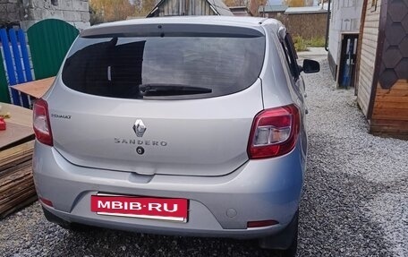 Renault Sandero II рестайлинг, 2014 год, 650 000 рублей, 9 фотография