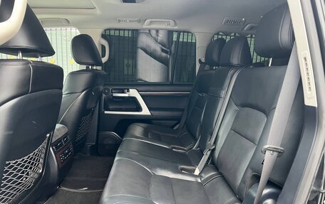 Toyota Land Cruiser 200, 2015 год, 5 870 000 рублей, 15 фотография