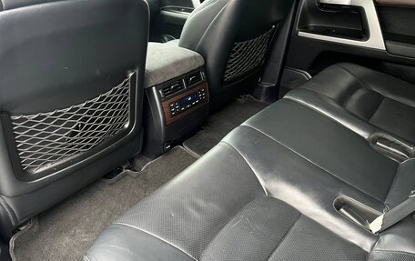 Toyota Land Cruiser 200, 2015 год, 5 870 000 рублей, 17 фотография