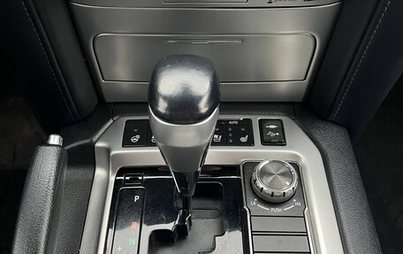 Toyota Land Cruiser 200, 2015 год, 5 870 000 рублей, 23 фотография