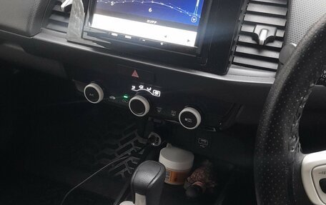 Honda Fit, 2020 год, 1 370 000 рублей, 10 фотография