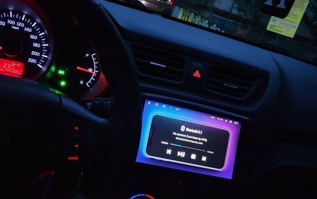 KIA Rio III рестайлинг, 2014 год, 1 000 000 рублей, 3 фотография