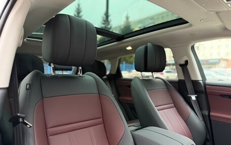 Land Rover Range Rover Evoque II, 2025 год, 6 000 000 рублей, 7 фотография