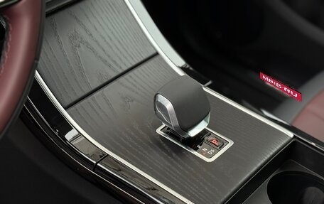 Land Rover Range Rover Evoque II, 2025 год, 6 000 000 рублей, 30 фотография