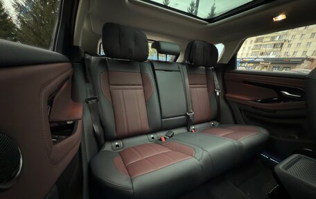 Land Rover Range Rover Evoque II, 2025 год, 6 000 000 рублей, 34 фотография