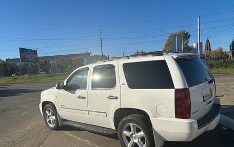 Chevrolet Tahoe III, 2011 год, 2 050 000 рублей, 3 фотография