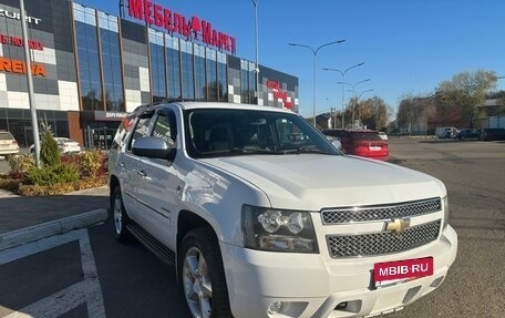 Chevrolet Tahoe III, 2011 год, 2 050 000 рублей, 2 фотография