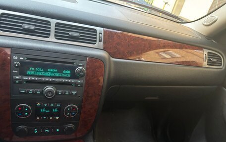 Chevrolet Tahoe III, 2011 год, 2 050 000 рублей, 11 фотография