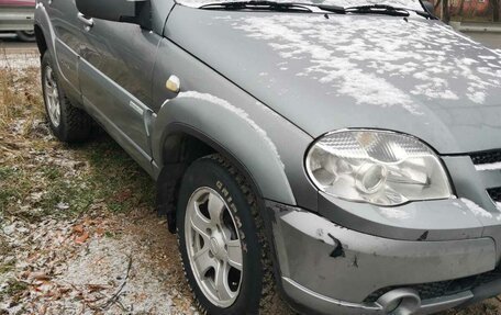 Chevrolet Niva I рестайлинг, 2011 год, 350 000 рублей, 9 фотография