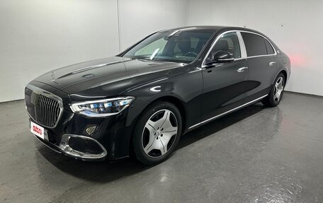 Mercedes-Benz Maybach S-Класс, 2023 год, 20 000 000 рублей, 2 фотография