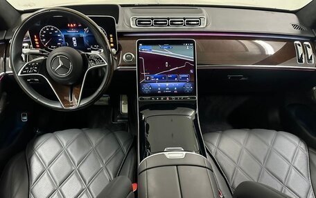 Mercedes-Benz Maybach S-Класс, 2023 год, 20 000 000 рублей, 15 фотография