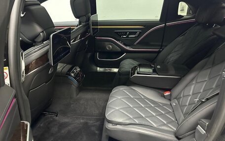 Mercedes-Benz Maybach S-Класс, 2023 год, 20 000 000 рублей, 27 фотография