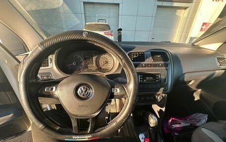 Volkswagen Polo VI (EU Market), 2016 год, 999 000 рублей, 7 фотография