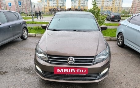 Volkswagen Polo VI (EU Market), 2017 год, 1 050 000 рублей, 2 фотография