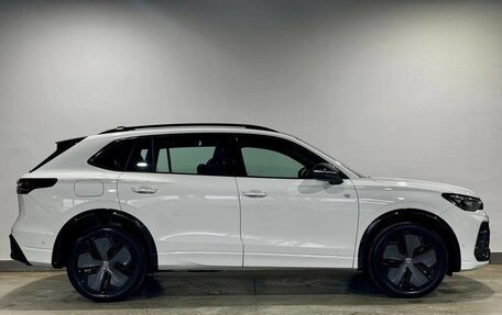 Volkswagen Tiguan, 2025 год, 4 450 000 рублей, 3 фотография