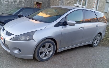 Mitsubishi Grandis, 2005 год, 670 000 рублей, 1 фотография