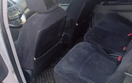 Mitsubishi Grandis, 2005 год, 670 000 рублей, 2 фотография