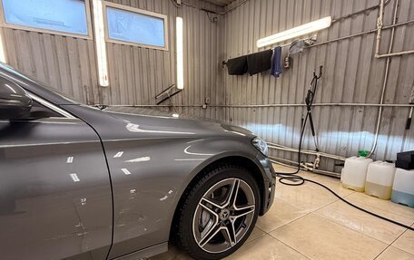 Mercedes-Benz C-Класс, 2018 год, 3 150 000 рублей, 4 фотография