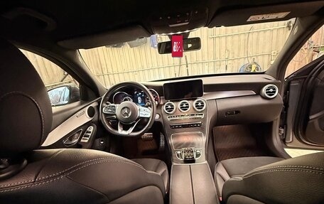 Mercedes-Benz C-Класс, 2018 год, 3 150 000 рублей, 13 фотография