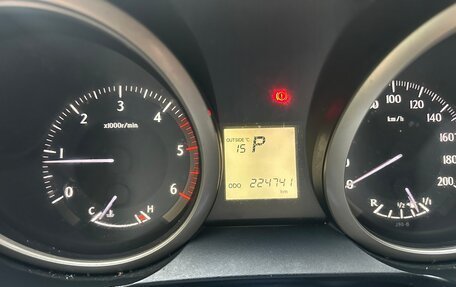 Toyota Land Cruiser Prado 150 рестайлинг 2, 2009 год, 2 500 000 рублей, 15 фотография