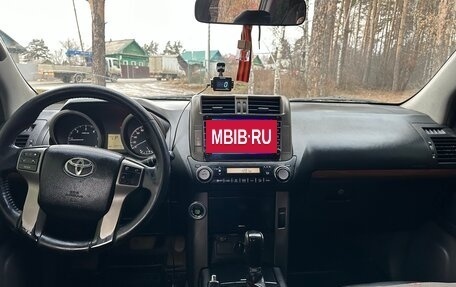 Toyota Land Cruiser Prado 150 рестайлинг 2, 2009 год, 2 500 000 рублей, 11 фотография