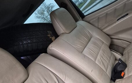 Nissan Terrano II рестайлинг, 2001 год, 390 000 рублей, 12 фотография