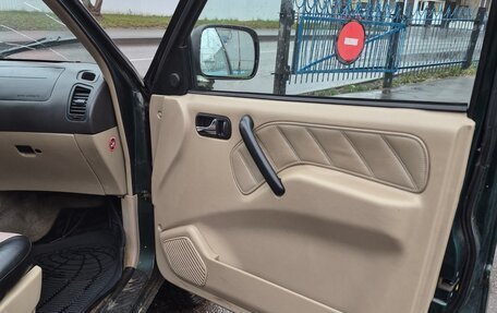 Nissan Terrano II рестайлинг, 2001 год, 390 000 рублей, 10 фотография