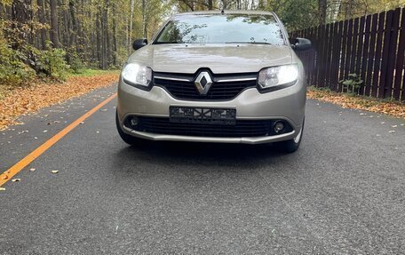 Renault Logan II, 2014 год, 450 000 рублей, 3 фотография