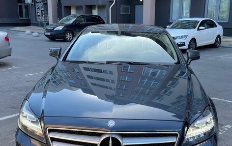 Mercedes-Benz CLS, 2013 год, 2 500 000 рублей, 2 фотография