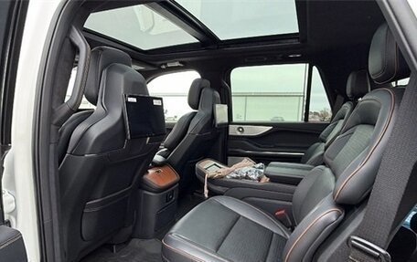 Lincoln Navigator, 2025 год, 18 941 180 рублей, 21 фотография