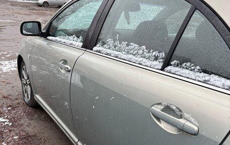 Toyota Avensis III рестайлинг, 2004 год, 495 000 рублей, 8 фотография