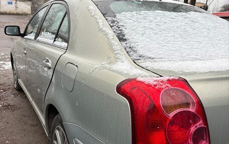 Toyota Avensis III рестайлинг, 2004 год, 495 000 рублей, 7 фотография