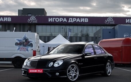 Mercedes-Benz E-Класс AMG, 2003 год, 3 300 000 рублей, 40 фотография
