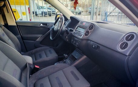 Volkswagen Tiguan I, 2009 год, 650 000 рублей, 15 фотография