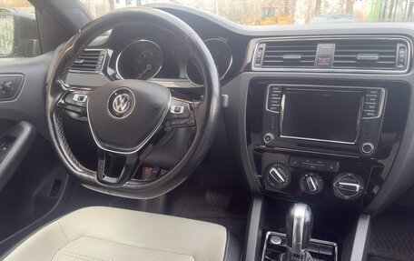 Volkswagen Jetta VI, 2016 год, 1 349 000 рублей, 10 фотография