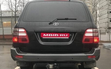 Toyota Land Cruiser 100 рестайлинг 2, 2005 год, 2 500 000 рублей, 5 фотография