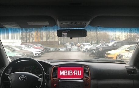 Toyota Land Cruiser 100 рестайлинг 2, 2005 год, 2 500 000 рублей, 8 фотография