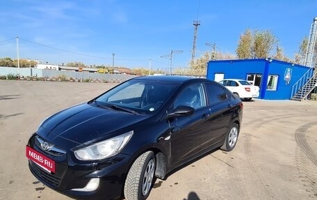 Hyundai Solaris II рестайлинг, 2012 год, 450 000 рублей, 15 фотография