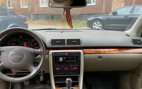 Audi A4, 2003 год, 575 000 рублей, 11 фотография